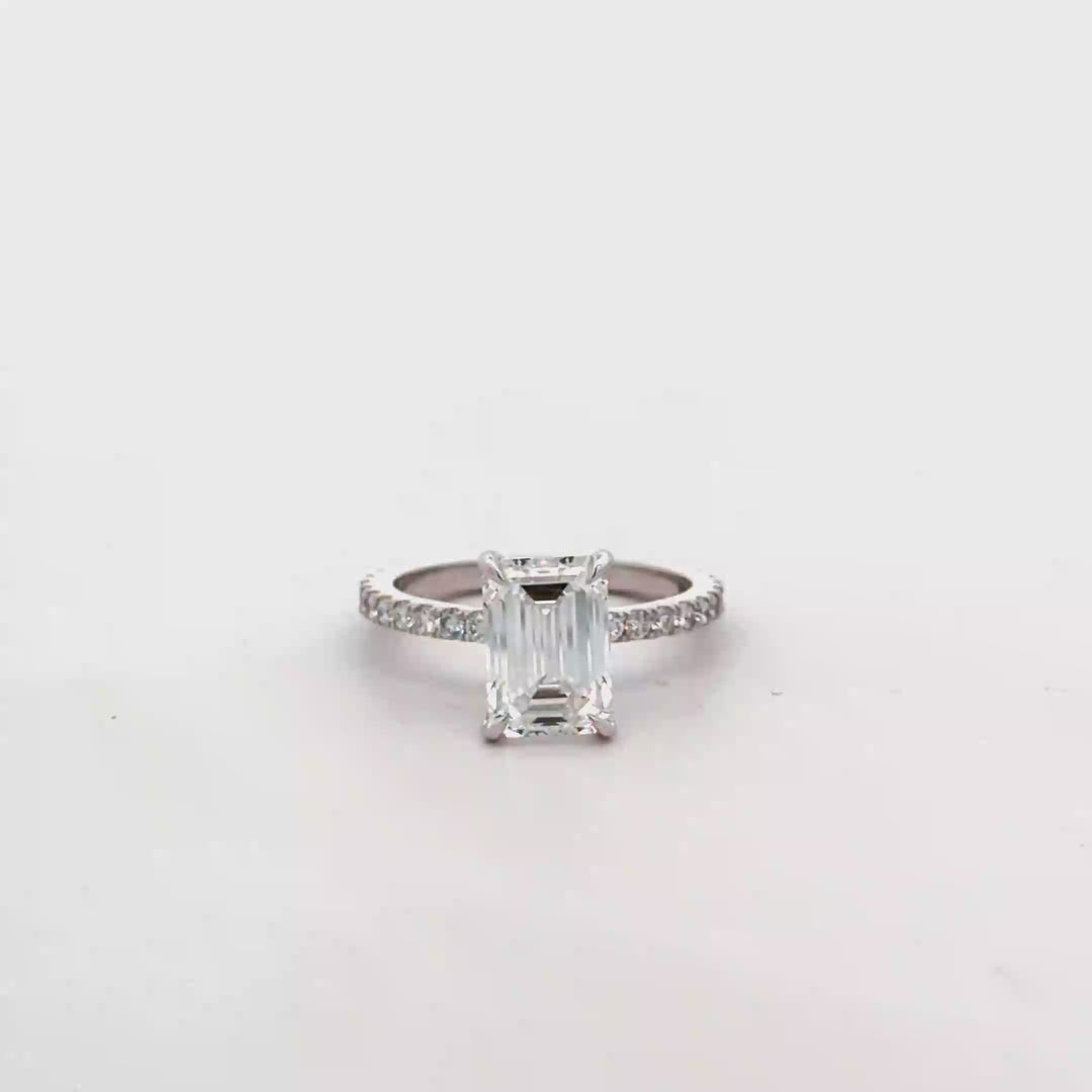 Kama Lumiere Ring