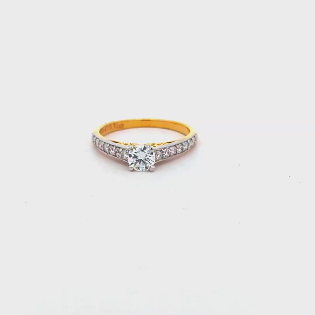 DIAMOND RING