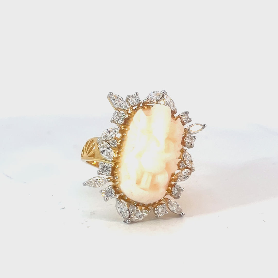 DIAMOND RING