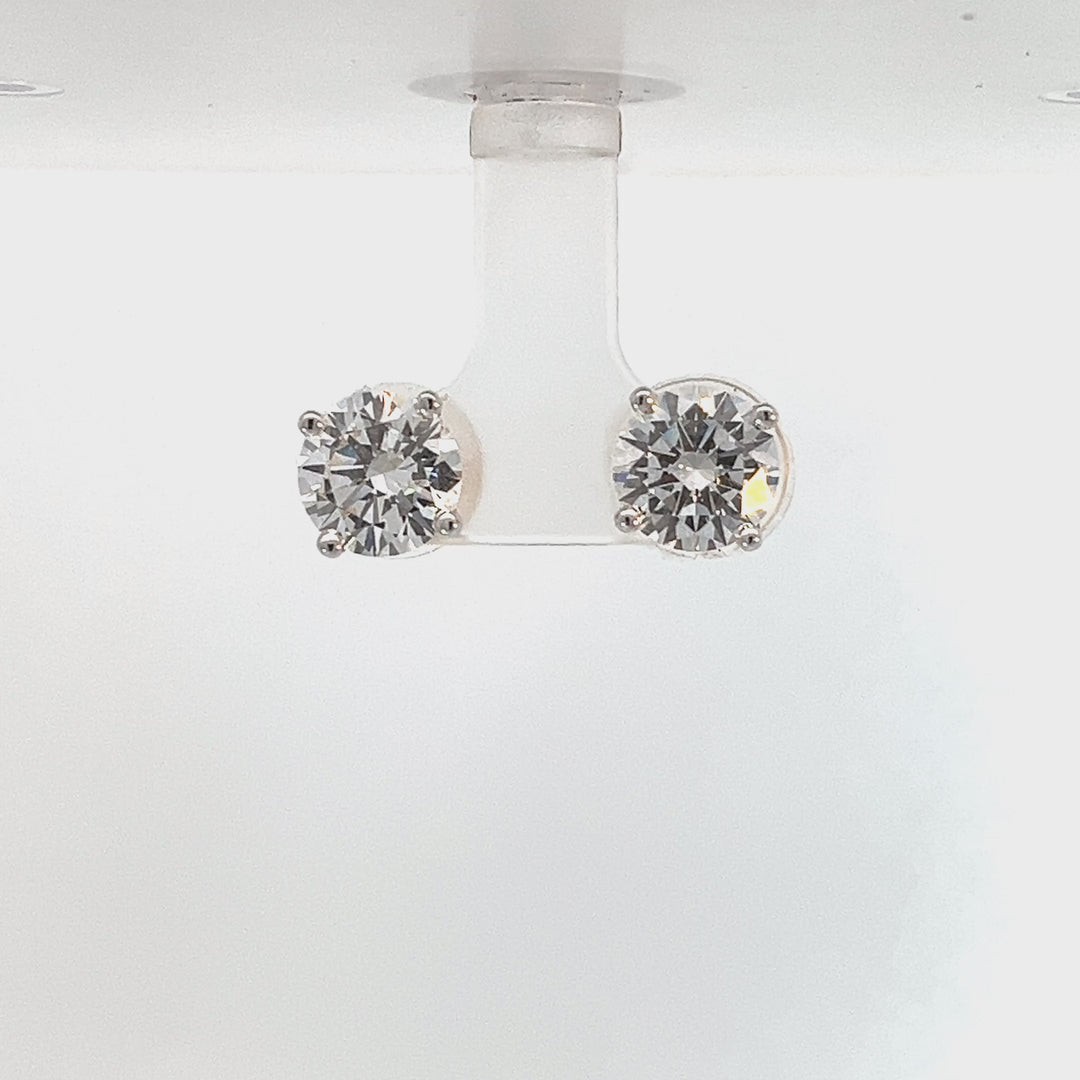 Lab Grown Diamond Earring