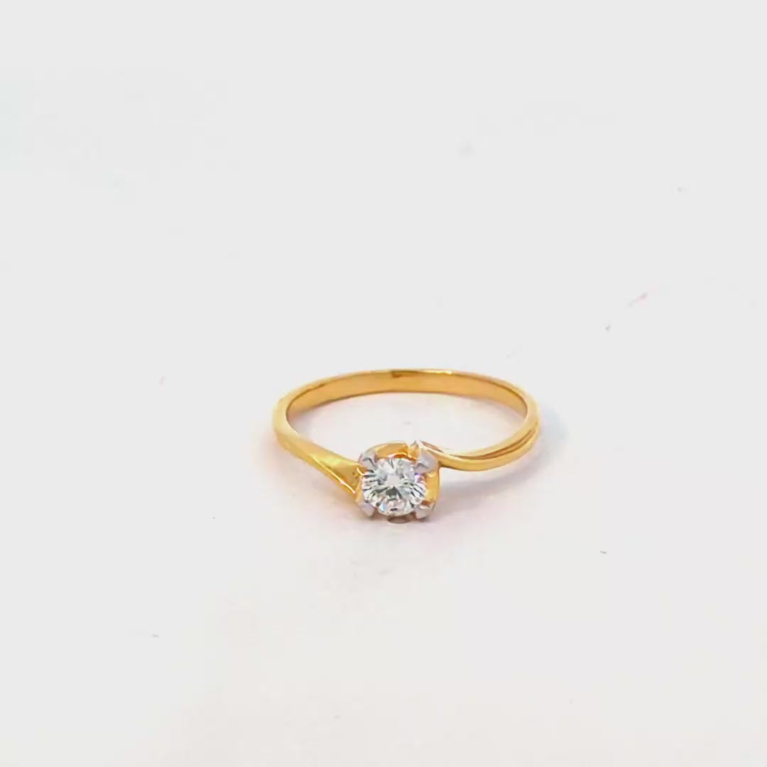 DIAMOND RING
