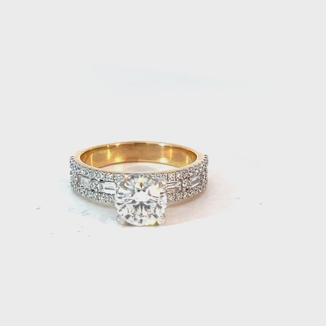 DIAMOND RING