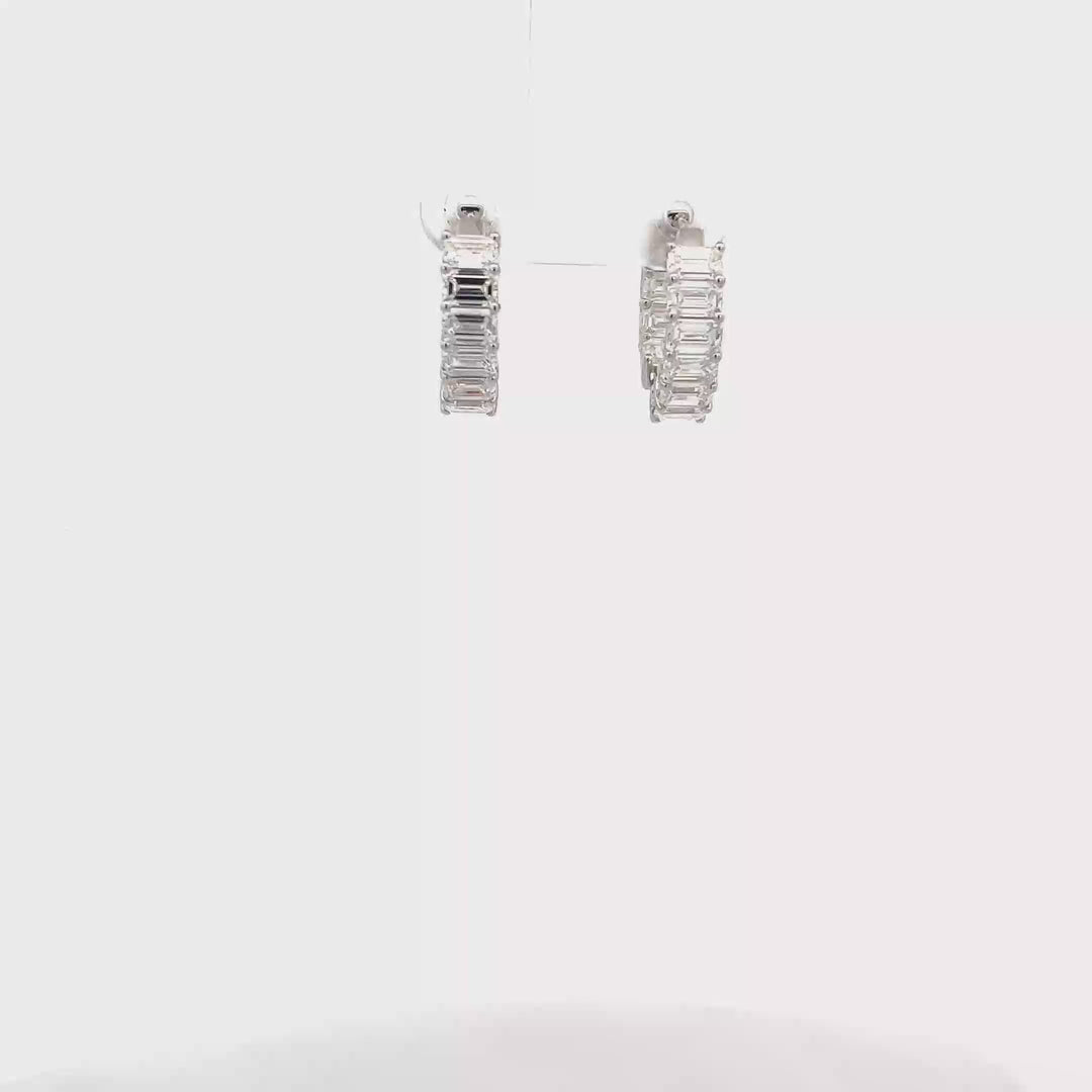 DIAMOND EARRING